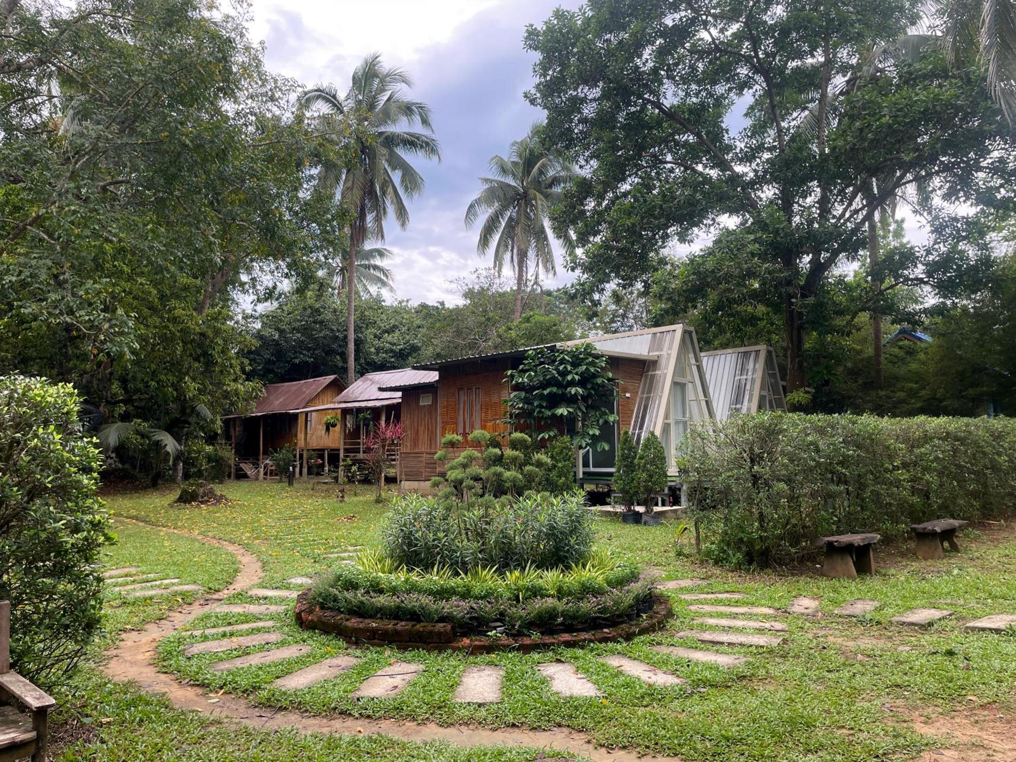 Coffee And Resort Koh Phayam Zewnętrze zdjęcie